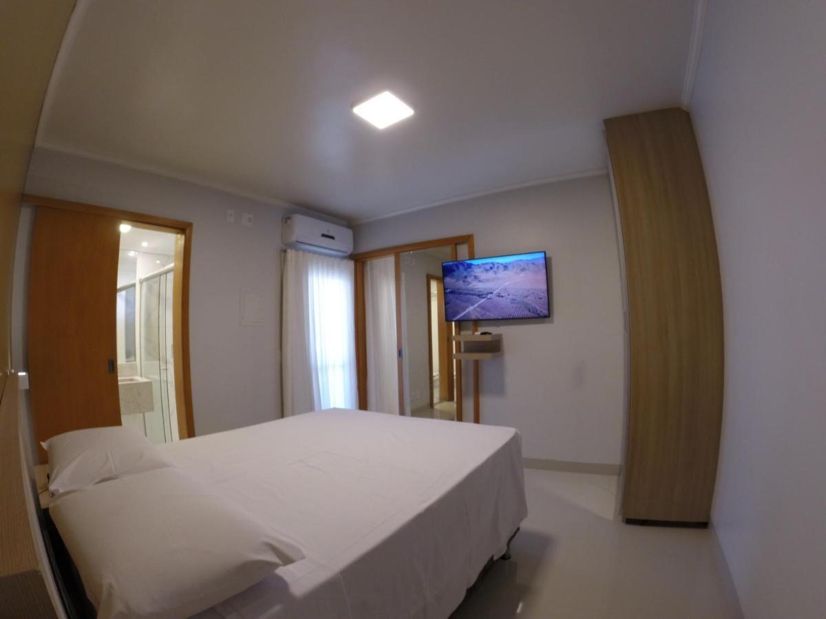 Flat Apart Hotel Crystal Place Goiania Bagian luar foto